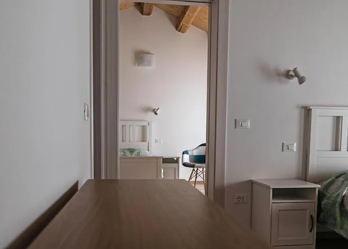 La Casa Gialla Oda ve Kahvaltı 3*