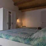 La Casa Gialla Oda ve Kahvaltı