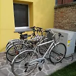La Casa Gialla