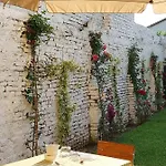 Oda ve Kahvaltı La Casa Gialla