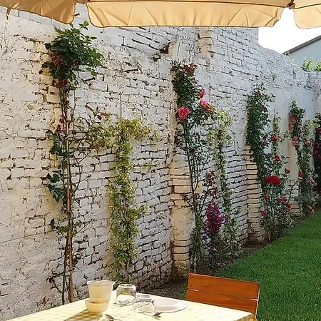 Bed and breakfast La Casa Gialla