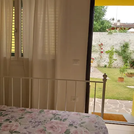 La Casa Gialla 3* Rávena